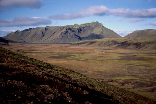 Löðmundur séð frá Fitjafelli