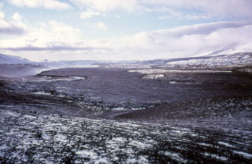 Vegur  fór undir hraun 1991