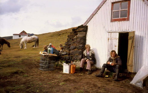 Við Helliskofan